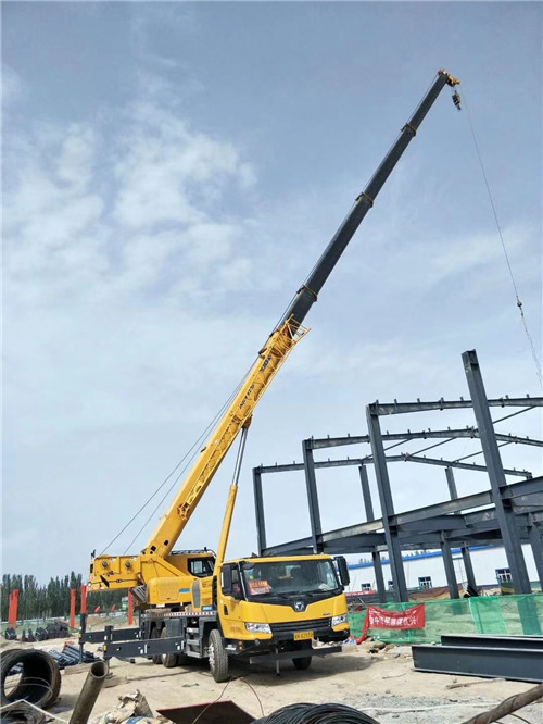 杨陵区超高层建筑钢结构吊装案例